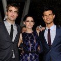 Robert Pattinson, Kristen Stewart dan Taylor Lautner di Premier Twilight Saga Breaking Dawn - Part 1