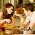 Bella dan Edward sarapan bersama