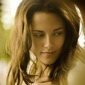 Kristen Stewart akan melahirkan anak vampir
