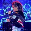 Rihanna mengeksplor panggung