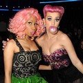 Malam itu Nicki Minaj dan Katy Perry sama-sama pulang membawa piala kemenangan