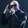 Konser Singkat Pitbull Membuat Penonton Puas