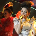 Syahrini ikut memeriahkan panggung Piala Citra FFI 2011