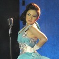 Pesona Vicky Shu di panggung Anugrah Piala Citra FFI 2011