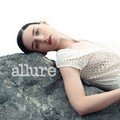 Pose Rooney Mara di Majalah Allure
