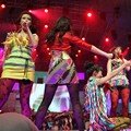 6 Starz di Parade Global TV - 100% Ampuh