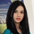 Poppy Bunga Saat Dijumpai di Balon Raksasa Jakarta Hi Flyer Taman Bunga Keong Emas
