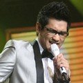 Afgan di Konser 'Dekade Trans Untuk Indonesia'