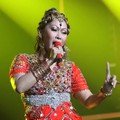 Inul Daratista di Konser 'Dekade Trans Untuk Indonesia'