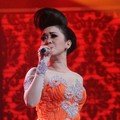 Syahrini di Konser 'Dekade Trans Untuk Indonesia'