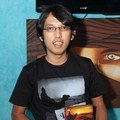 Apoy Wali Bagikan 100 Buku Gratis ke 10 Yayasan Yatim Piatu