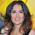 Salma Hayek Menghadiri Premier Film 'Puss in Boots' di Paris