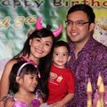 Tessa Kaunang dan Sandy Tumiwa di Perayaan Ulang Tahun Asha