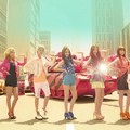 Aksi f(x) di Video Klip Single "Hot Summer"