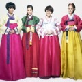 Jewelry Terlihat Anggun dengan Baju Tradisional Korea