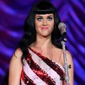 Katy Perry Memulai Konsernya dengan Lagu "Teenage Dream"