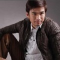 Christian Bautista Cakep dengan Fashion Casual