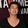 Raffi Ahmad di Infotainment Awards SCTV 2012