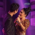 Raffi Ahmad dan Yuni Shara di Infotainment Awards SCTV 2012