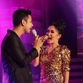 Raffi Ahmad dan Yuni Shara di Infotainment Awards SCTV 2012