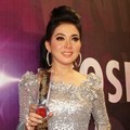 Syahrini di Infotainment Awards SCTV 2012