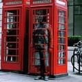 Menghilang dalam Lingkungan Sekitar Karya Liu Bolin