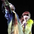 Ayu Ting Ting dan Olga Syahputra di Dahsyat Awards RCTI 2012