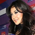 Indah Dewi Pertiwi di Dahsyat Awards RCTI 2012