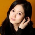 Jang Nara Terlihat Feminim dengan Rambut Hitam