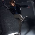 Pose No Min-woo untuk Majalah Arena