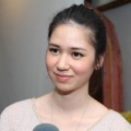 Laura Basuki Saat Ditemui di Lio Gallery Kemang
