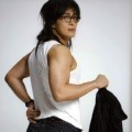 Bae Yong Joon Menjadi Ikon Fashion