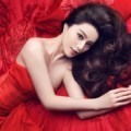 Fan Bingbing Cantik dengan Gaun Warna Merah