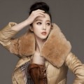 Fan Bingbing Bergaya untuk Produk Komersial