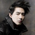 Jo In Sung Tampak Cool Saat Pemotretan