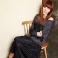 G.NA Tampil dengan Busana Santai