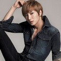 Leeteuk di Katalog Fashion Spao