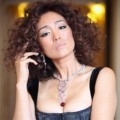 Gong Li Tampil Gaya dengan Rambut Curly