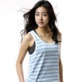 Kang Sora Tampil Casual