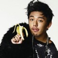 Yoo Ah In Bermain di "Fashion King"