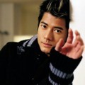 Aaron Kwok Mengeluarkan Beberapa Album Solo