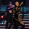 Aksi Panggung Indah Dewi Pertiwi di Grand Final Boy & Girl Band Indonesia Result Show
