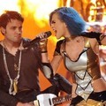 Aksi Panggung Katy Perry di Grammy Awards 2012