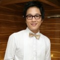 Cha Tae Hyun Tampil Lucu dengan Dasi Kupu-kupu