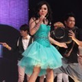 Syahrini di Komedi Musikal RCTI "Cintaku Sesuatu Banget"