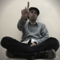 Malique Too Phat Tampil Cool dengan Sweater