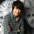 Jung Il Woo Tampil Casual di Depan Kamera