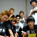 Block B Tampak Kompak di Depan Kamera