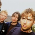 Blur Tampak Cool di Depan Kamera