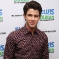 Nick Jonas di Acara "Elvis Duran and The Morning Show"